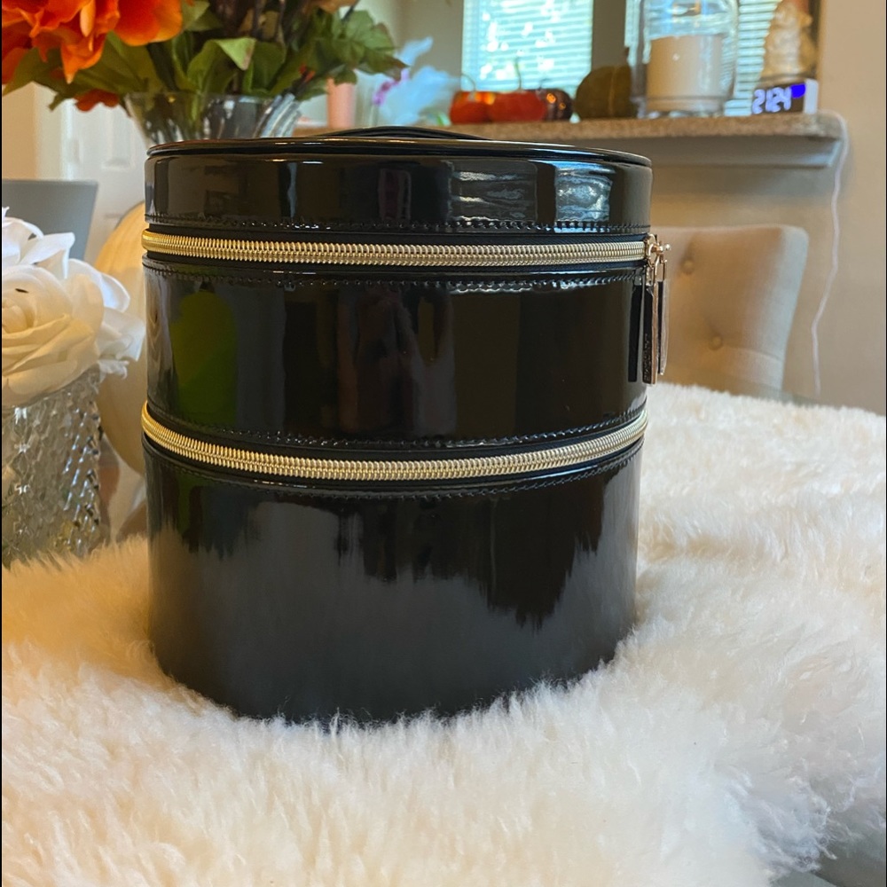 LANCÔME BLACK COSMETIC/ SKINCARE POUCH